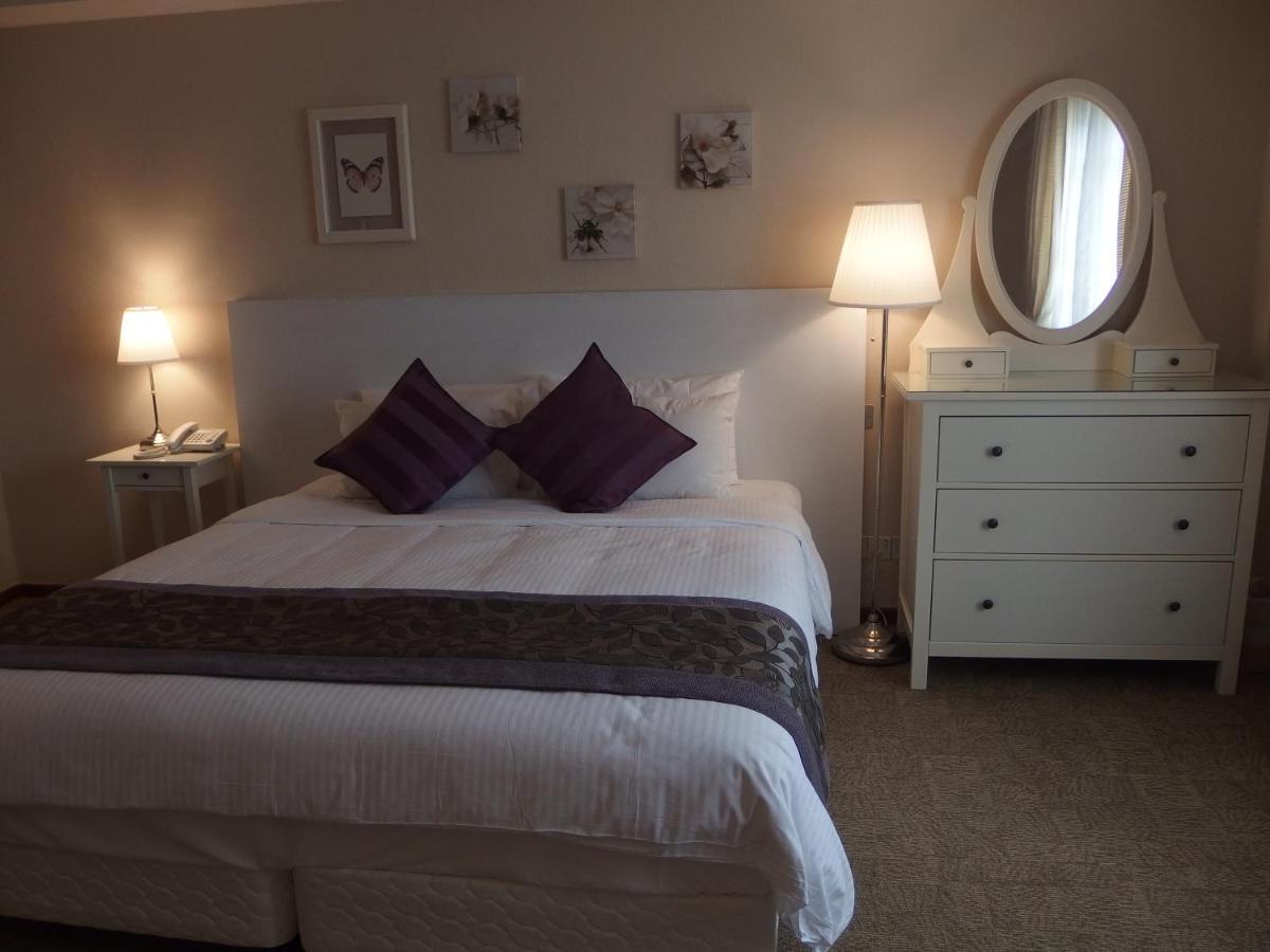 Alocassia Serviced Apartments Сингапур Екстериор снимка